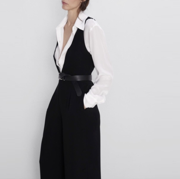 Zara JUMPSUIT with BUTTONED Straps - Picture 4 of 7